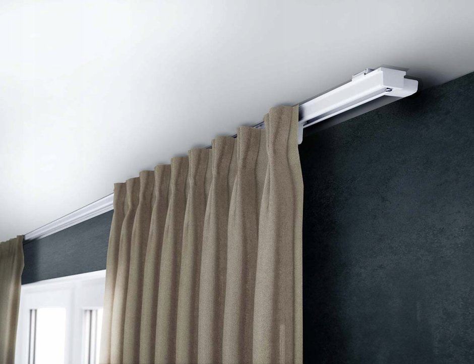 Потолочный карниз для натяжных потолков