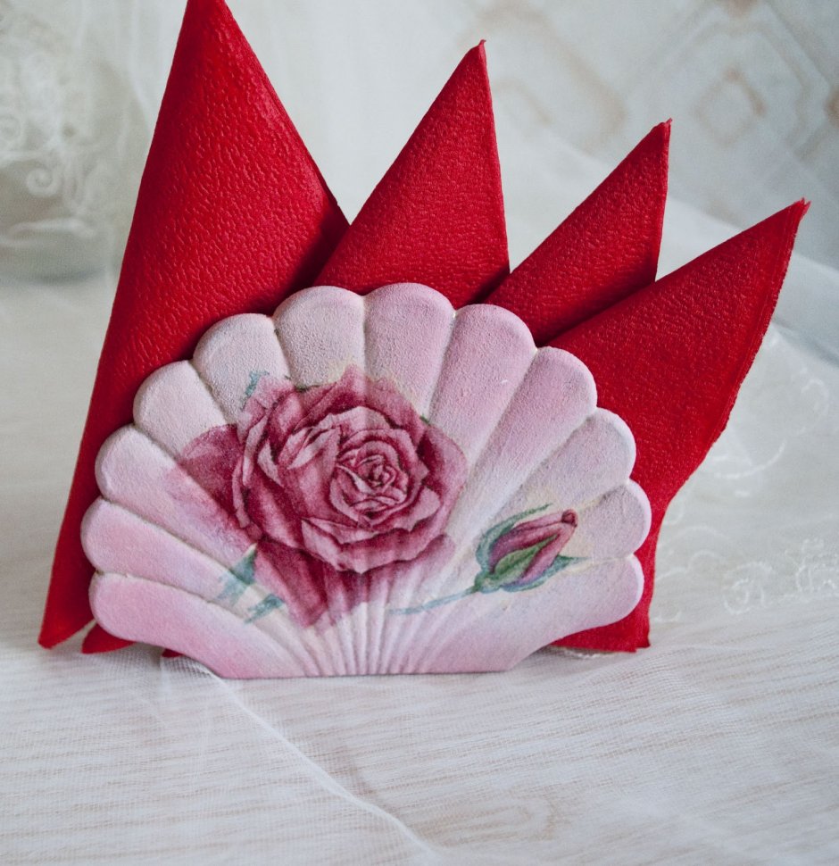 Салфетки сложенные веером