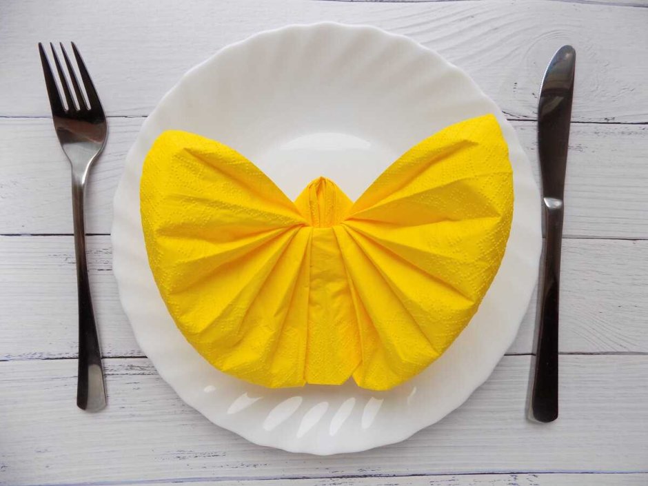 Сервировка салфеток бумажных