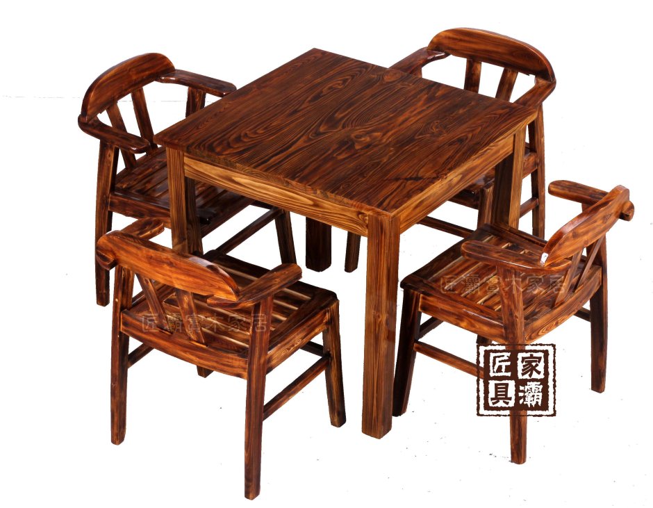 Стол деревянный насыщенный