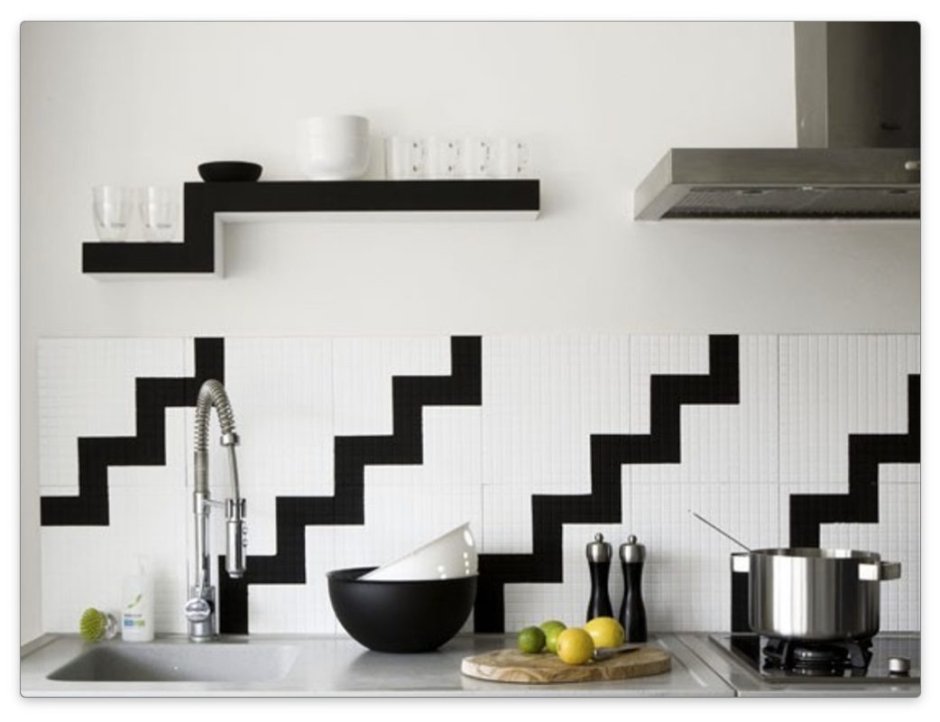 Красная плитка на кухне