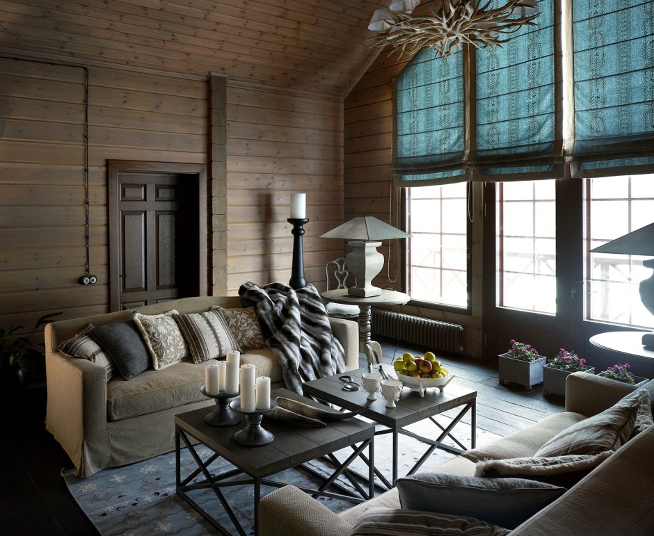 Шторы в доме со вторым светом