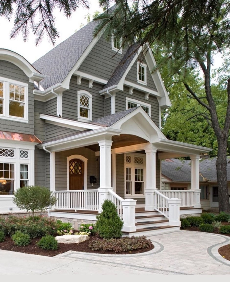 Современная кухня в деревянном доме