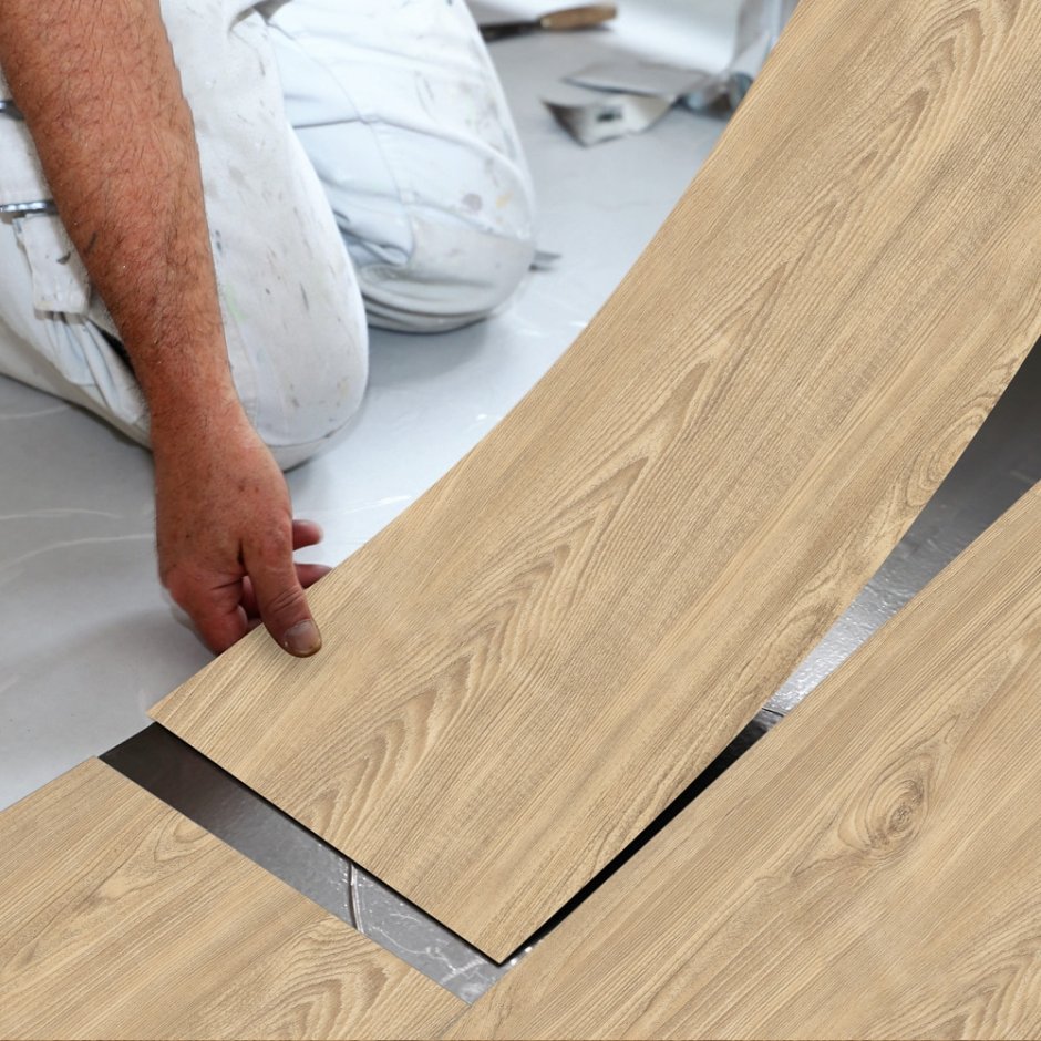 Отделка стен кварцвинилом