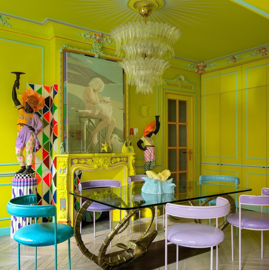 Интерьер трапезной-приемной