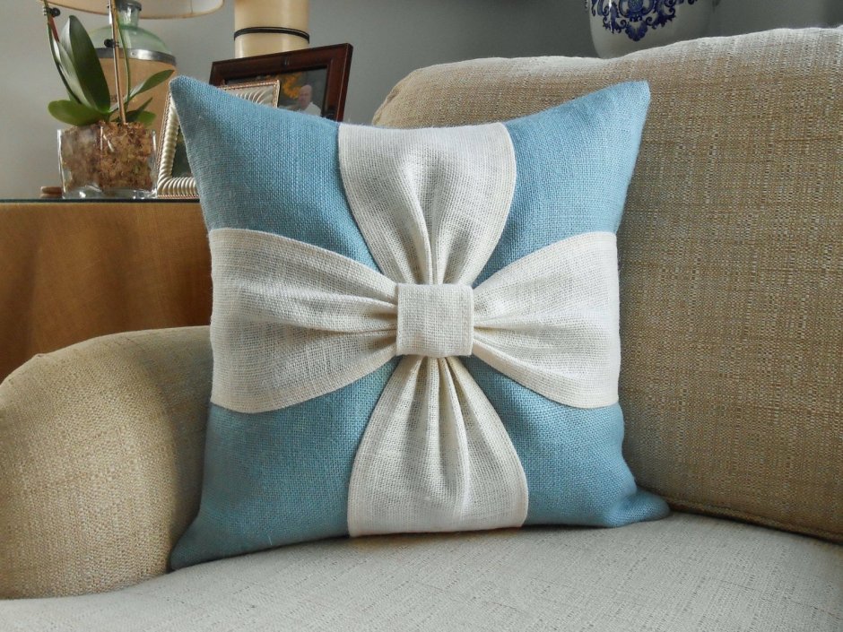 Пошив диванных подушек