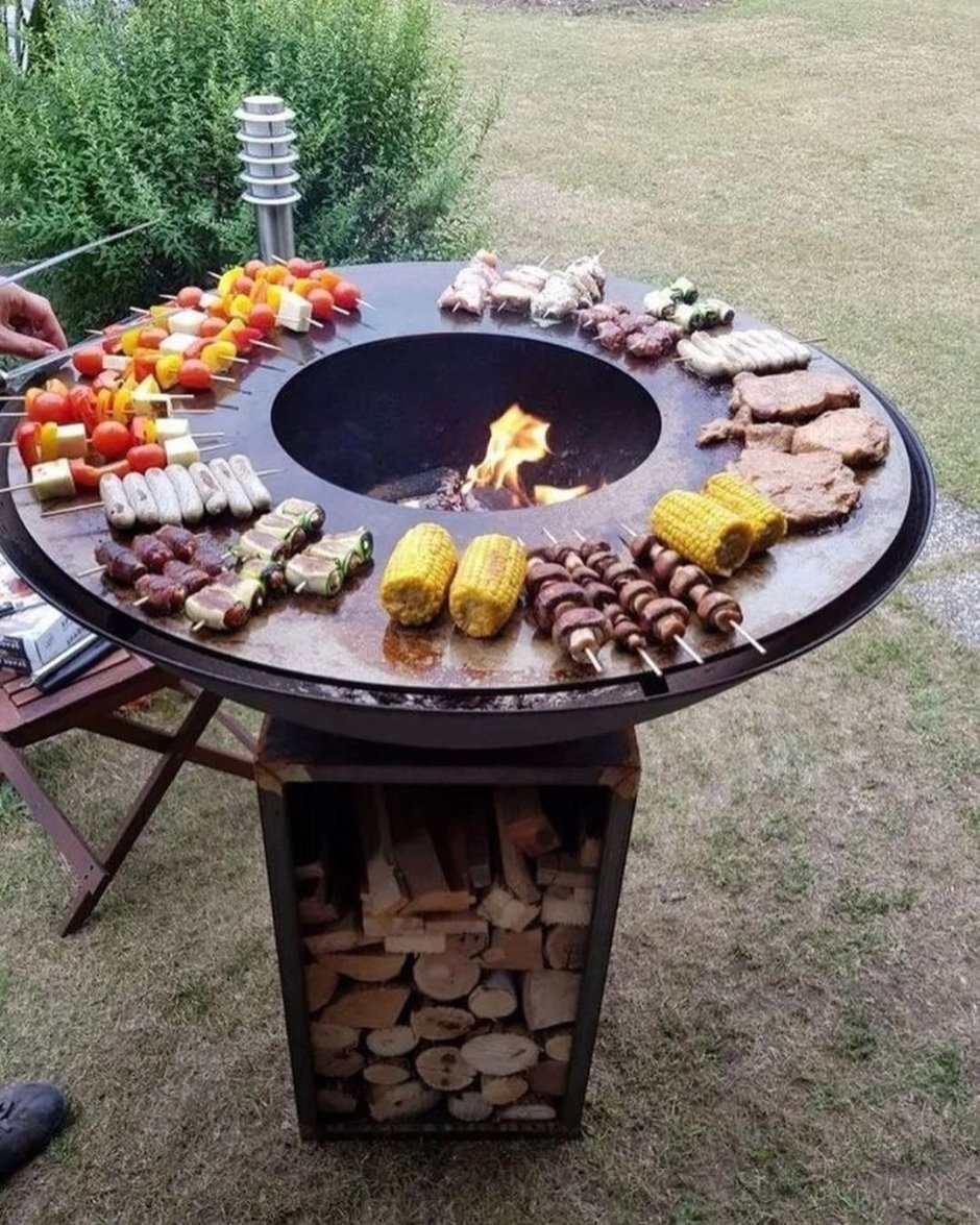 Уголок барбекю на даче