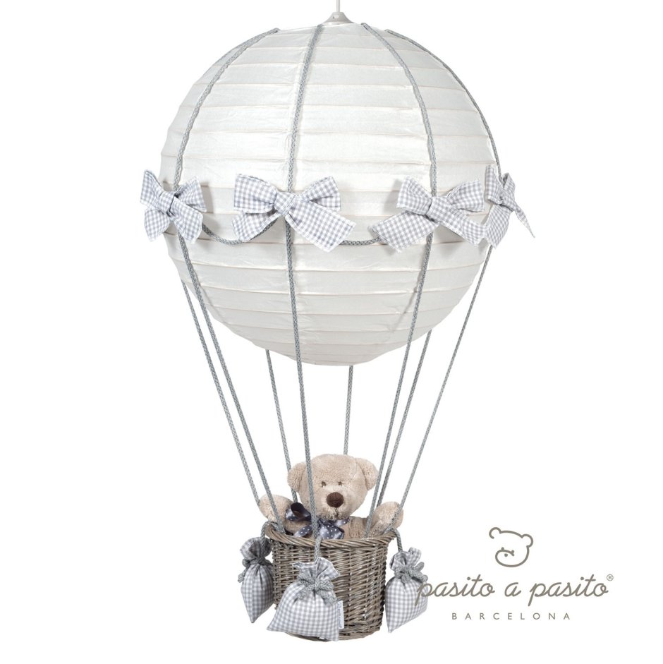 Люстра в виде воздушного шара