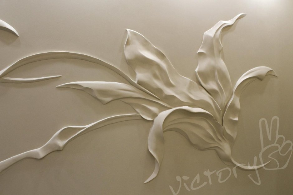 Гога Тандашвили барельеф Павлины