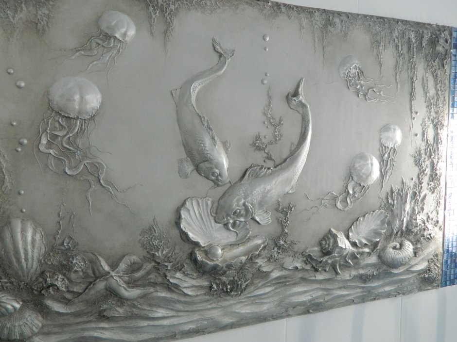 Барельеф,,Жемчужина,, а. Плющев