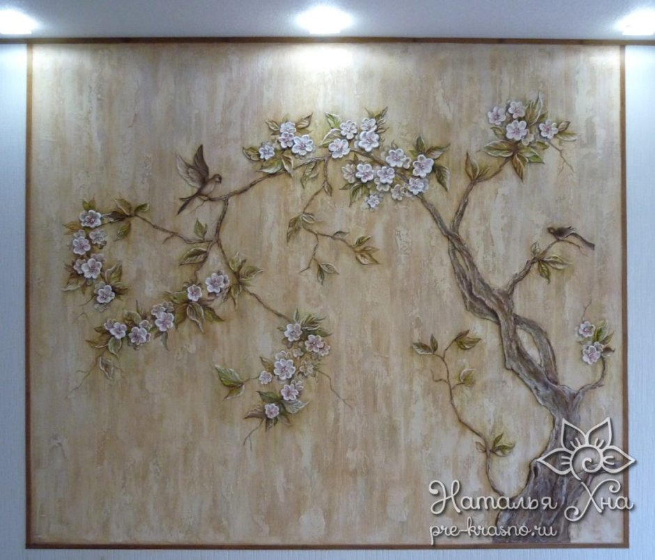 Цветущее дерево барельеф