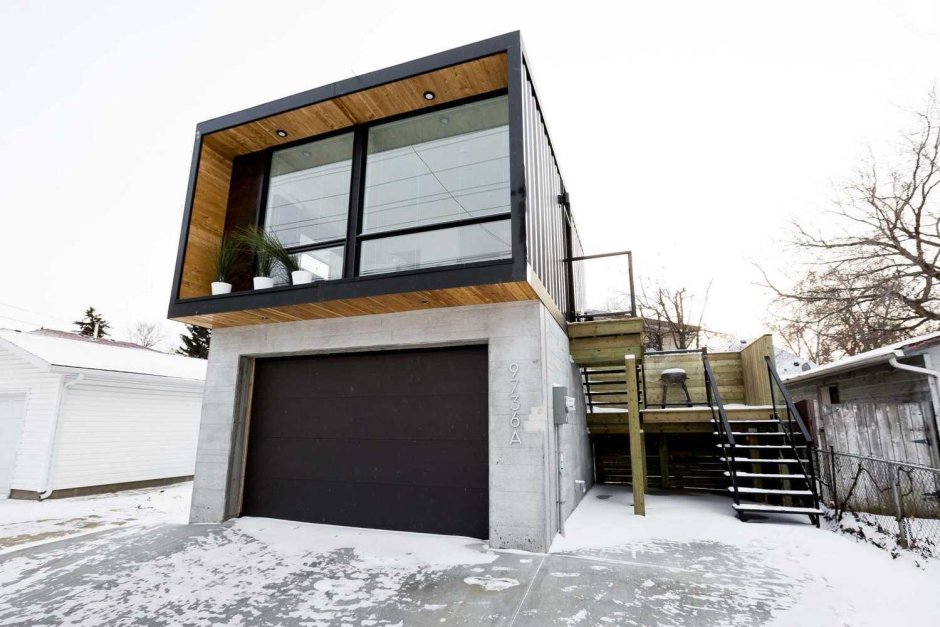 Дом над гаражом