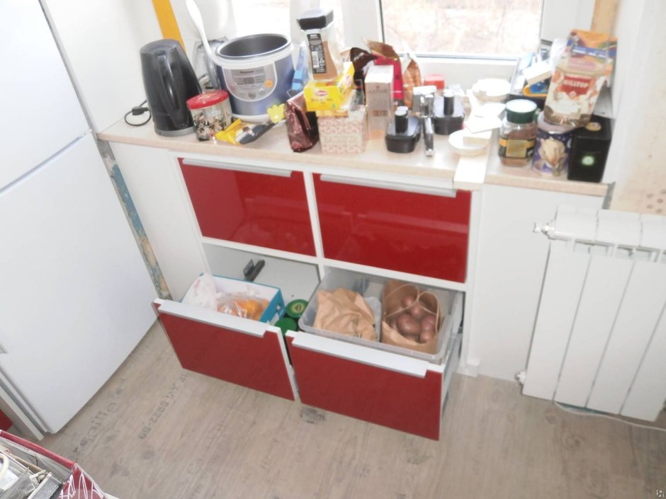 Зимний холодильник на кухне
