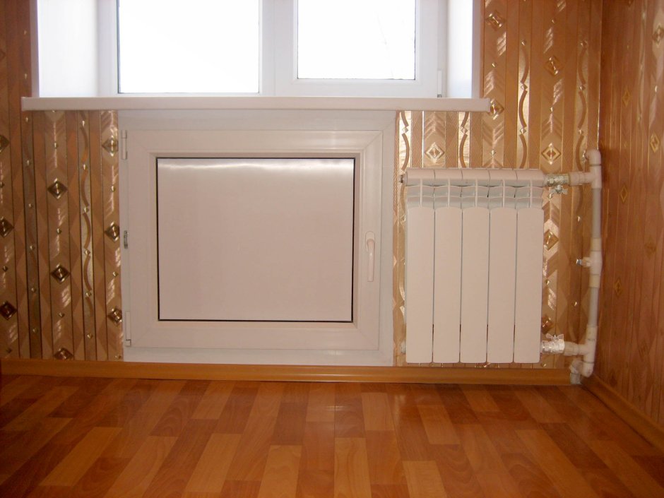 Под подоконником