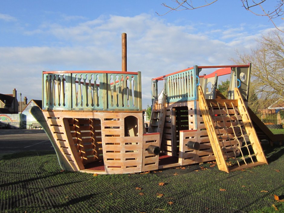 Необычные детские площадки