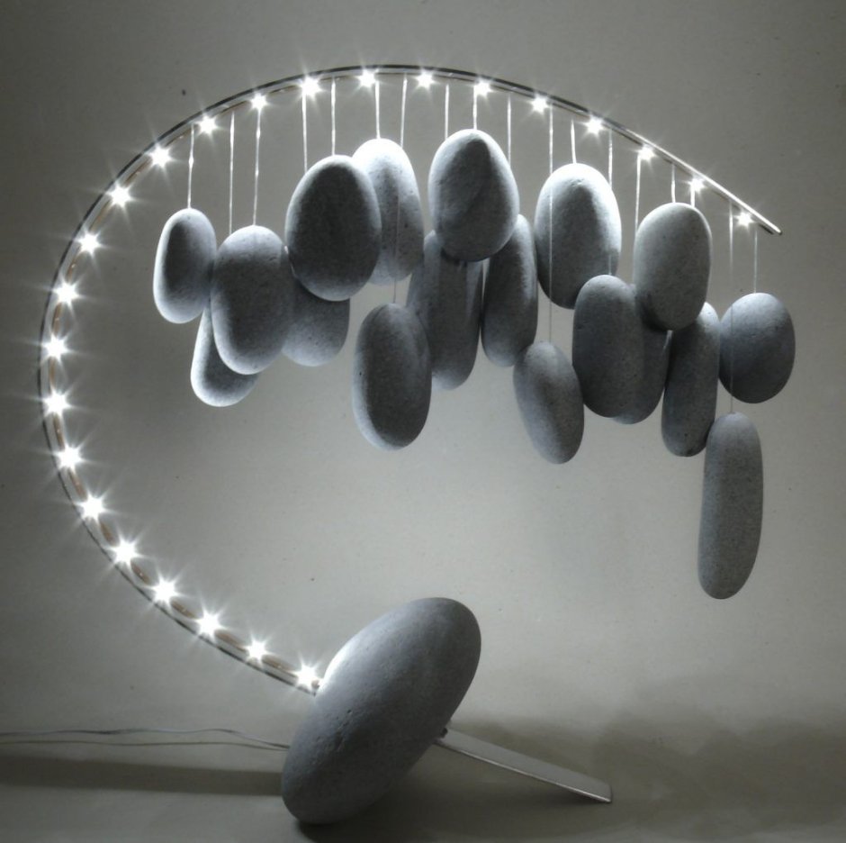 Инсталляция из камней