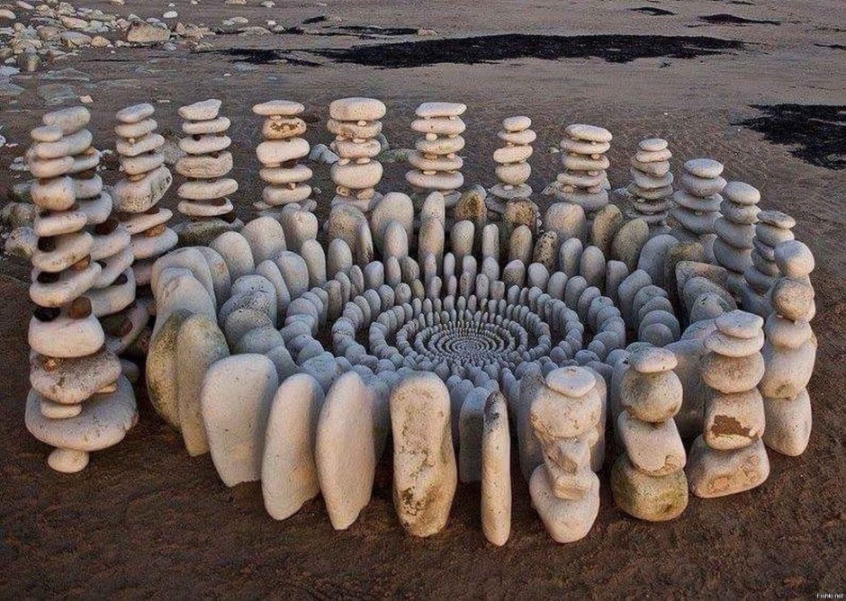 Ленд арт из ракушек