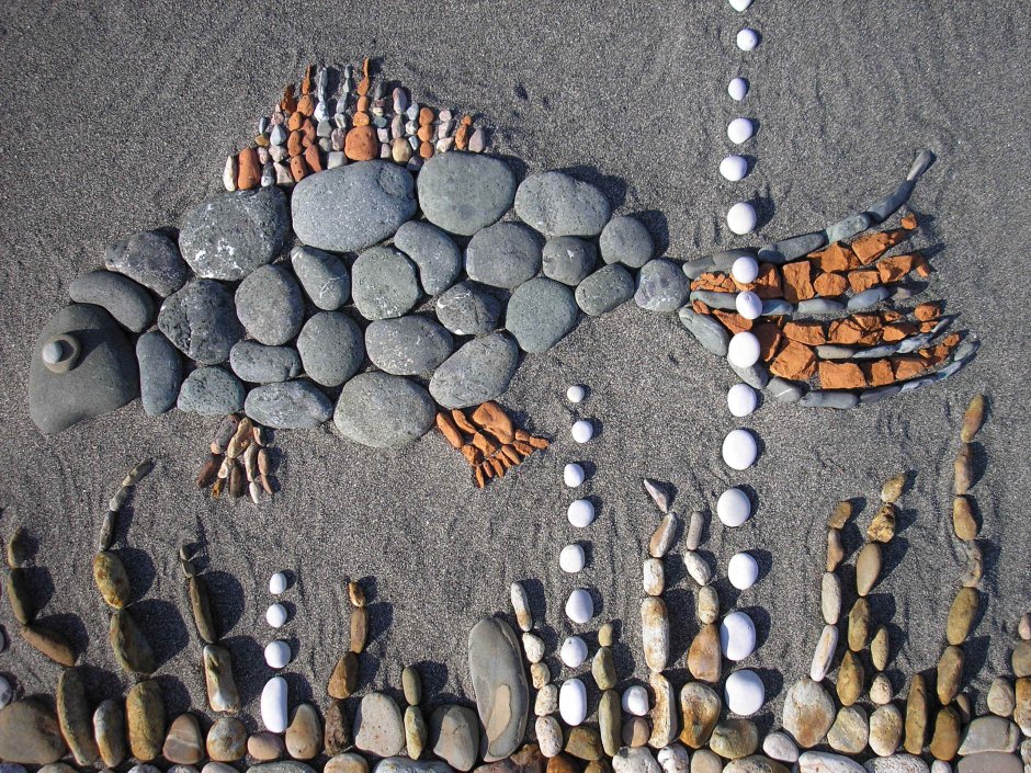 Инсталляция из камней