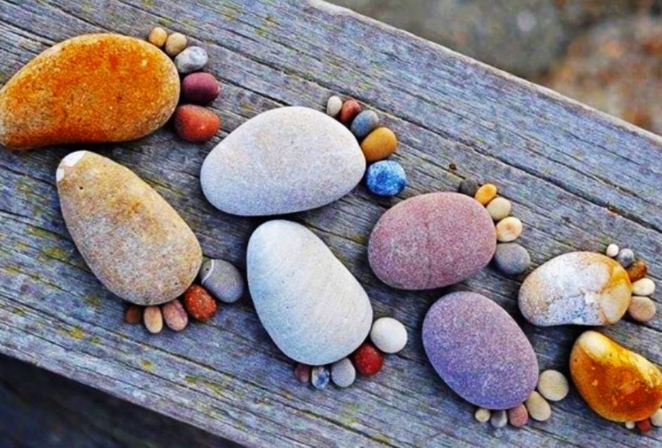 Фигуры из камней