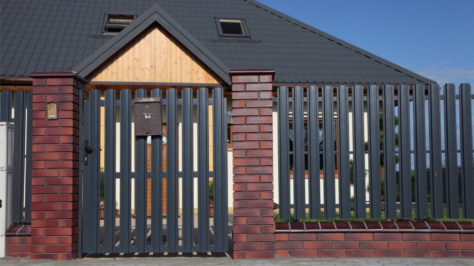 Калитка евроштакетник рал 8017