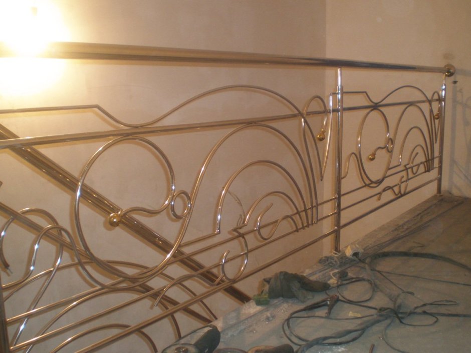 Художественные перила из нержавейки