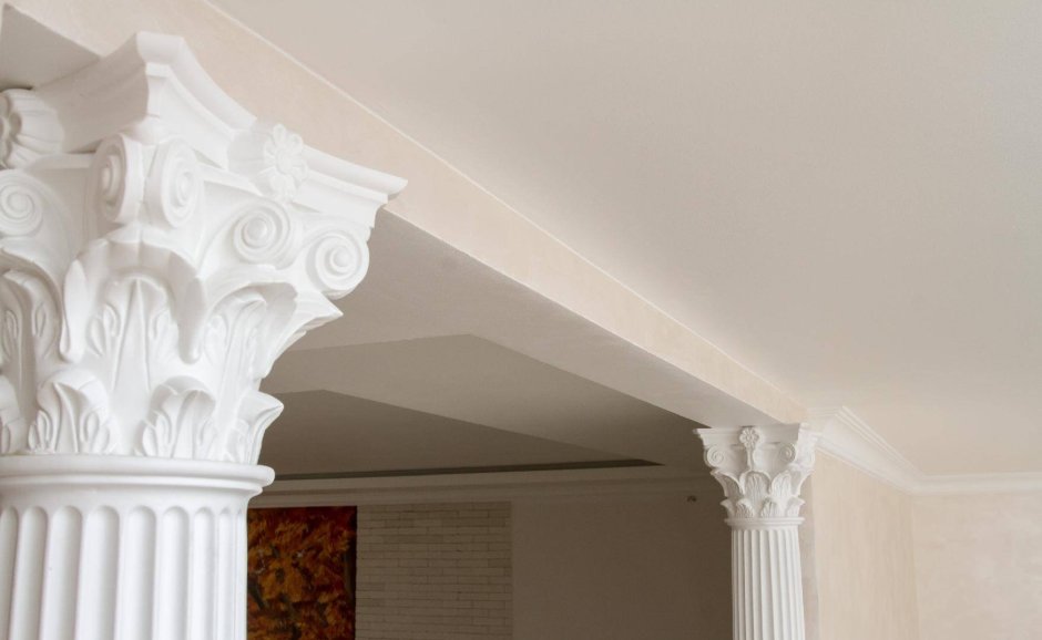 Комната с колоннами