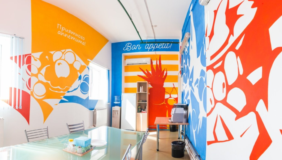 Темный интерьер