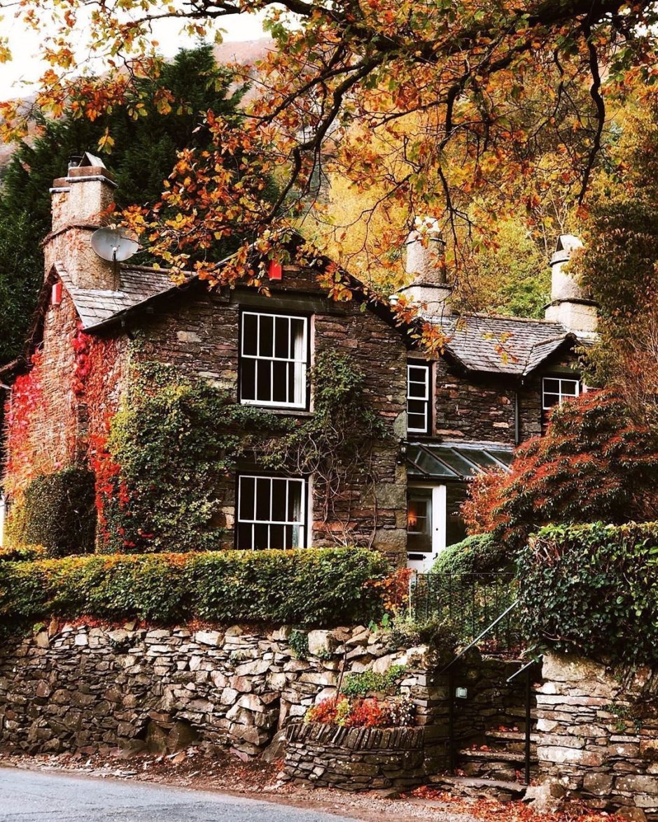 Йоркшир Англия домик осень