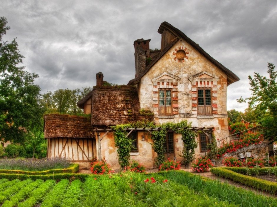 Красивый домик