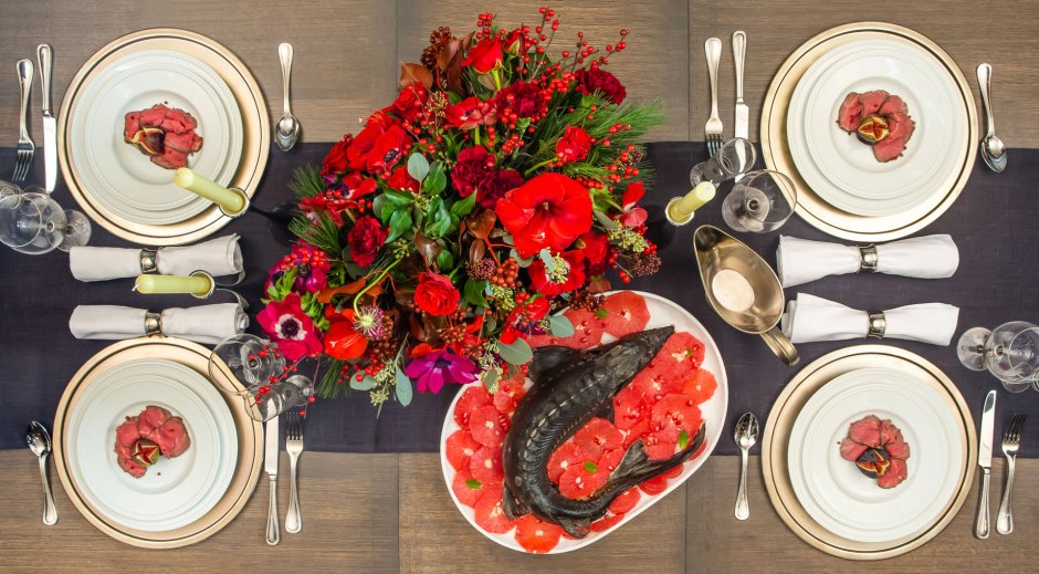 Сервировка стола вид сверху