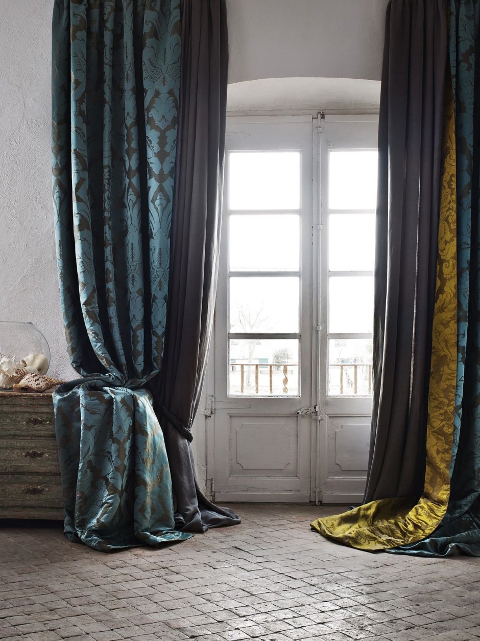 Шелковые занавески