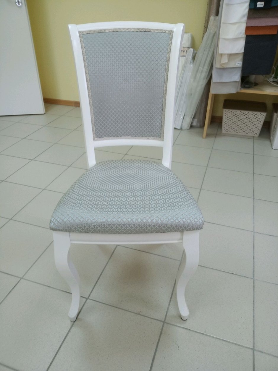 Дизайнерские чехлы на стулья