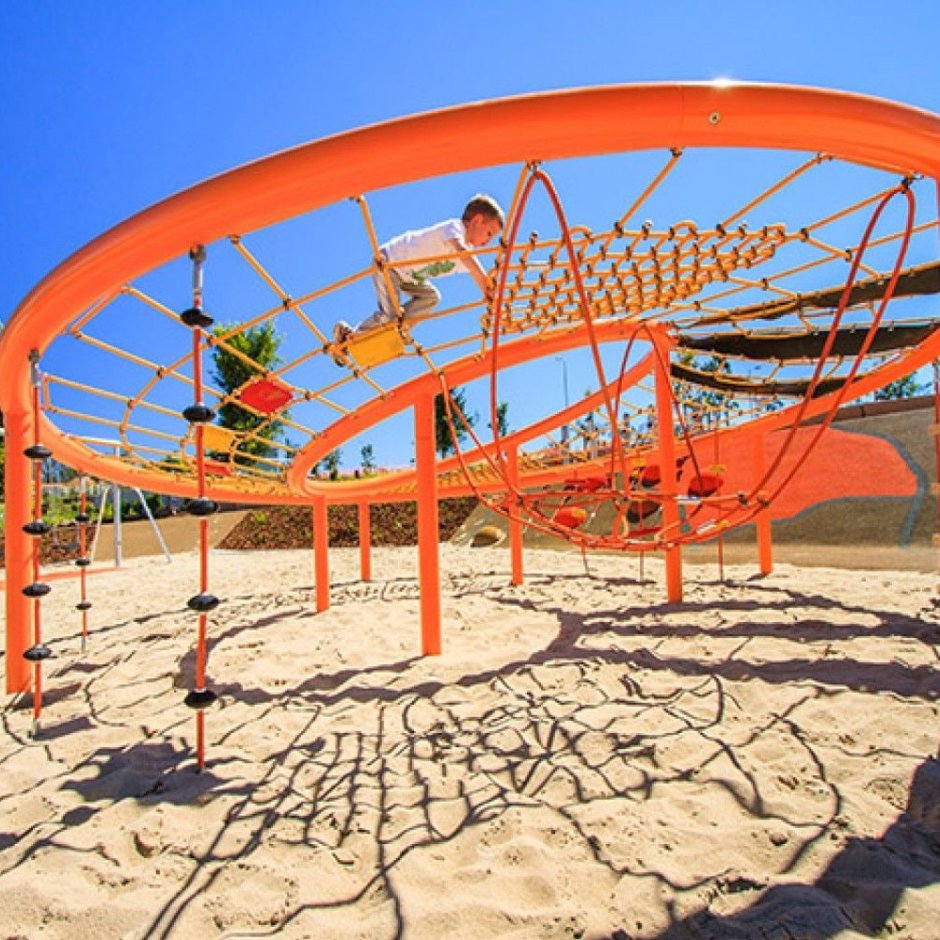 Космическая детская площадка