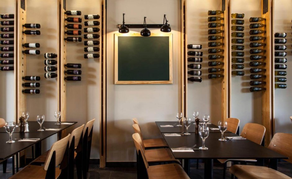 Стена в ресторане