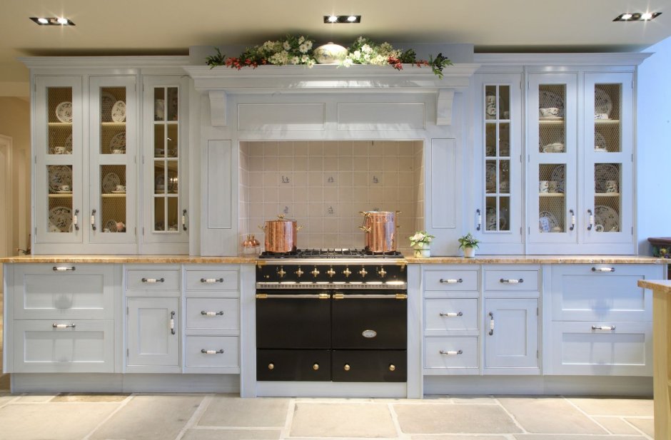 Кухонный сервант