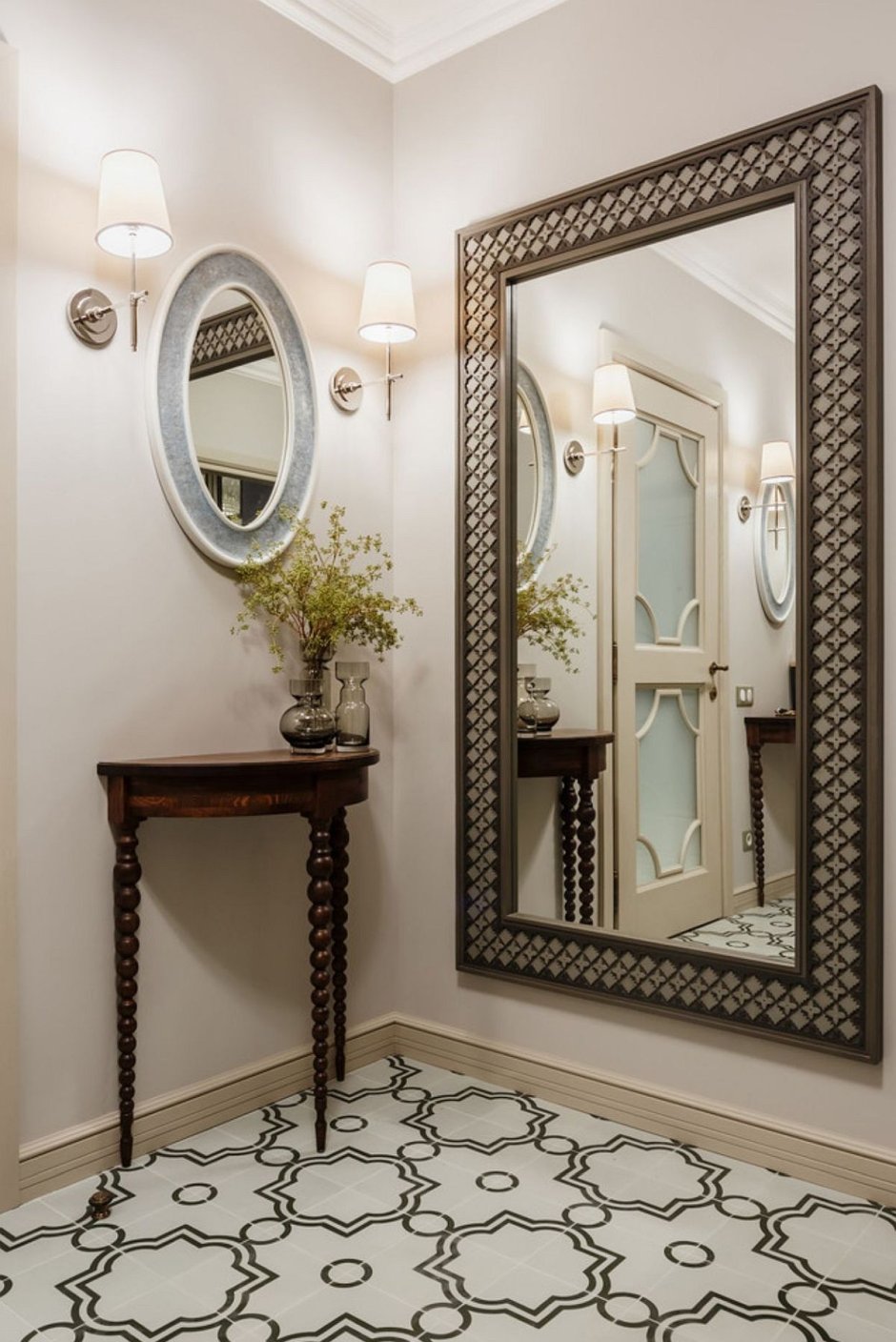 Консоль с зеркалом в прихожую