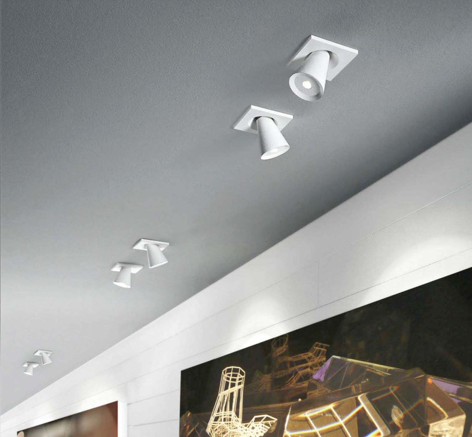 Трековый шинопровод 220в натяжной потолок