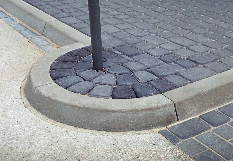 Закругленные бордюры тротуарные