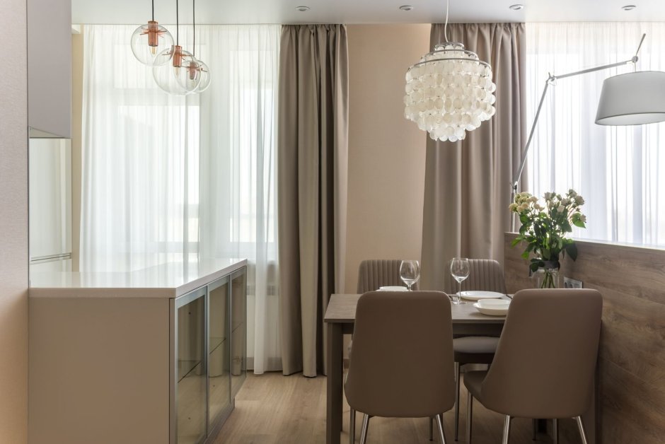 Шторы в кухню в па Тельных тонах