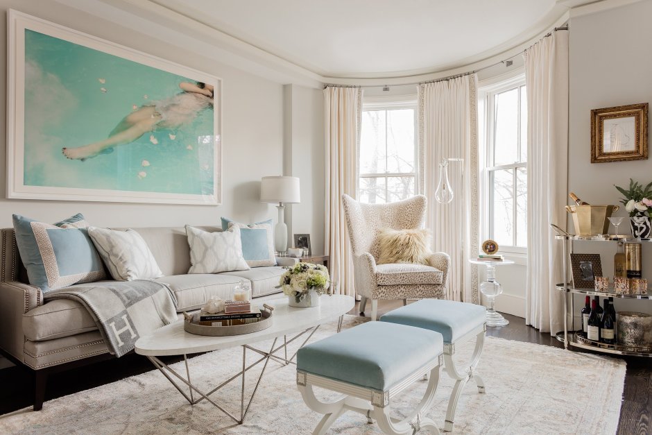 Гостиная в пепельных тонах