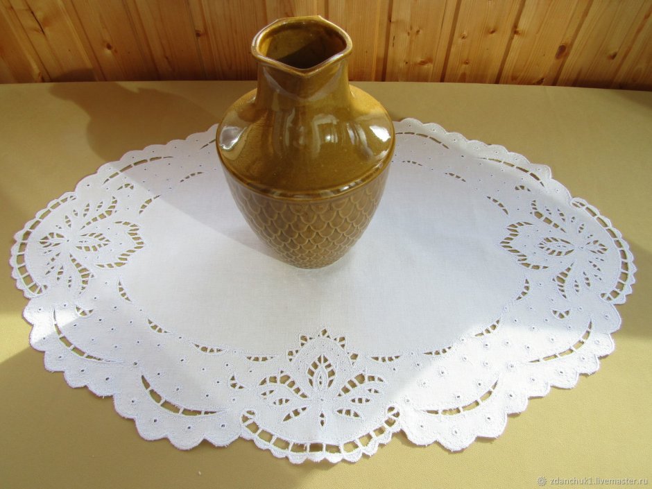 Салфетки с вышивкой Ришелье