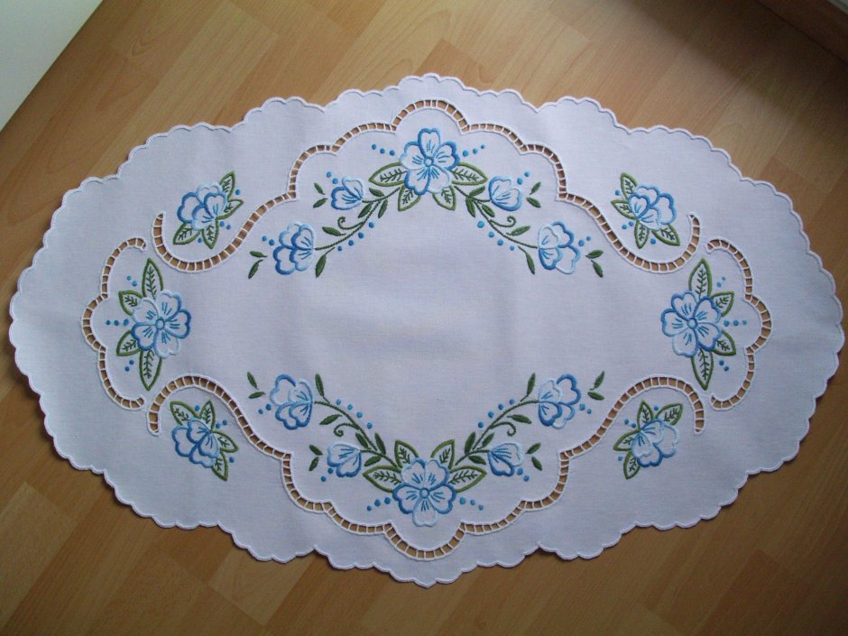 Вышивка Ришелье платок