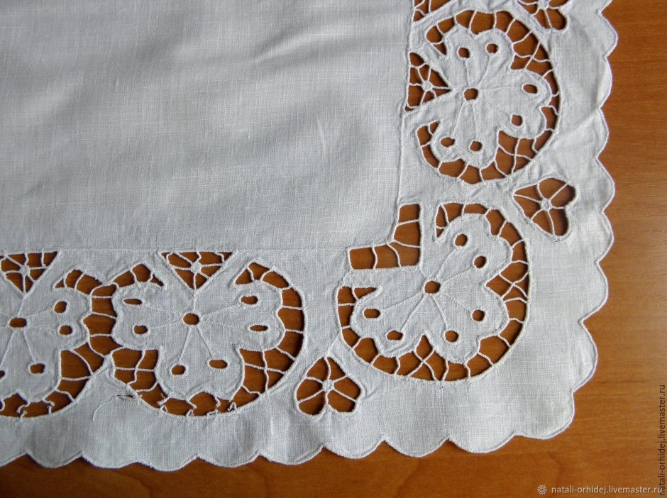 Овальная салфетка Ришелье