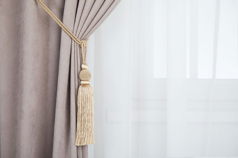 Тюль на круглом карнизе