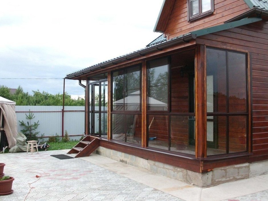 Безрамное остекление для барнхаус