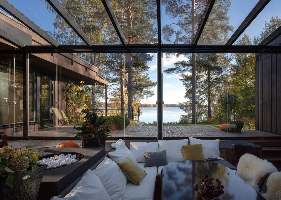 Безрамное остекление террасы