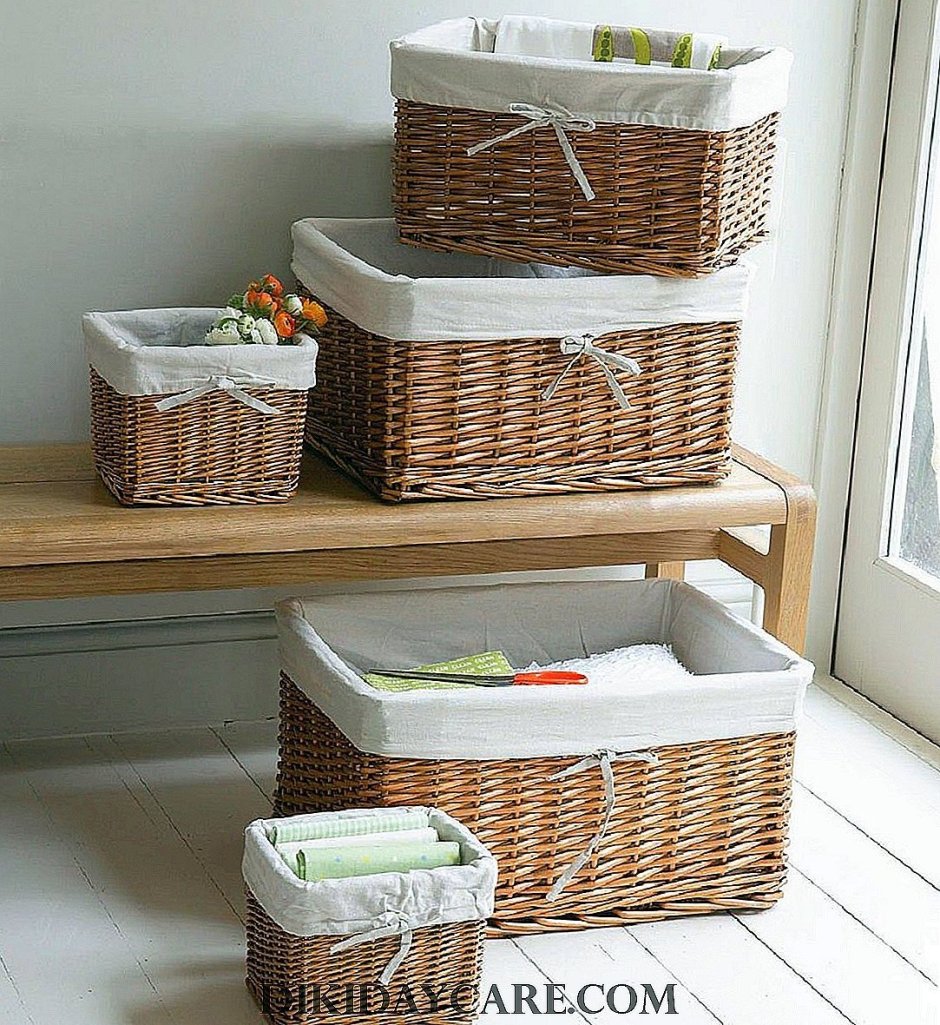 Плетеные изделия в интерьере