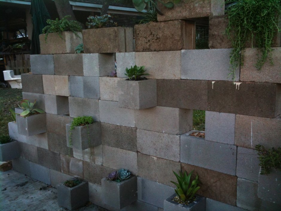 Подпорные стены с шлакоблоков
