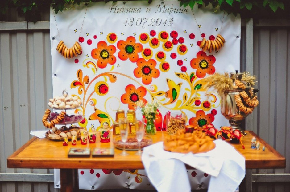 Кэнди бар в русском народном стиле