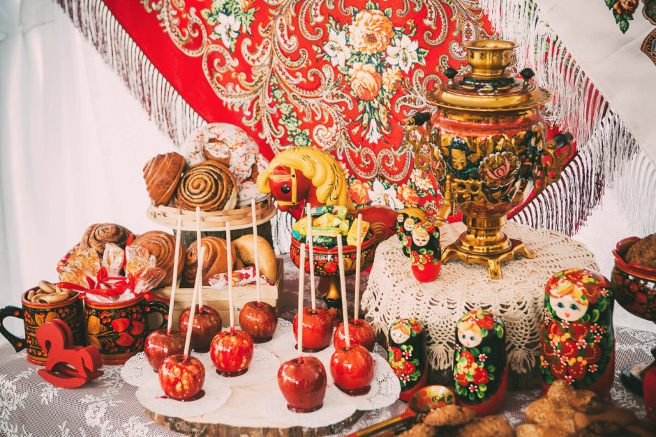 Кэнди бар в русском народном стиле